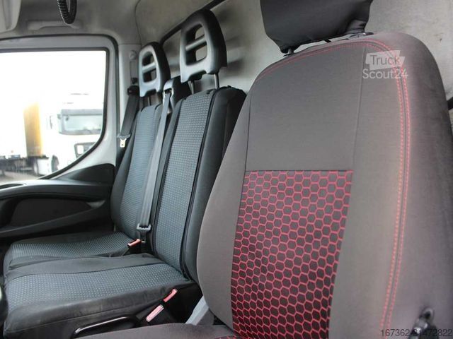 Koelwagen met geïsoleerde laadbak IVECO DAILY 65C17, EURO 5, 2X EVAPORATOR, TWO CHAMBERS