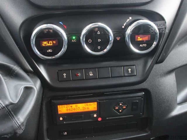 Koelwagen met geïsoleerde laadbak IVECO DAILY 65C17, EURO 5, 2X EVAPORATOR, TWO CHAMBERS