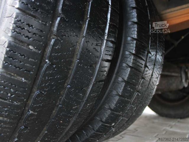 Koelwagen met geïsoleerde laadbak IVECO DAILY 65C17, EURO 5, 2X EVAPORATOR, TWO CHAMBERS