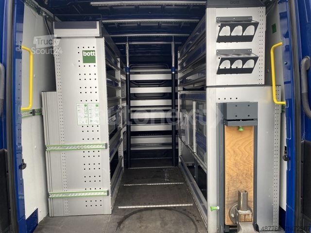 Ploščati dostavnik VOLKSWAGEN Crafter 35 Automatik *Werkstatt* LED+KAMERA+NAVI