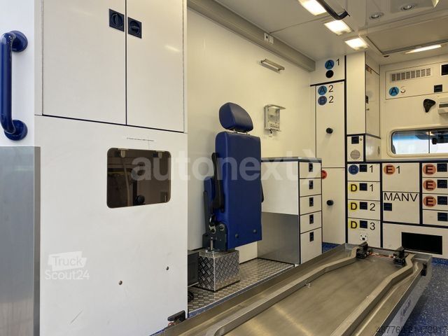 Brandweerwagen MERCEDES-BENZ Sprinter 518 V6 CDI RTW *TOP ZUSTAND*