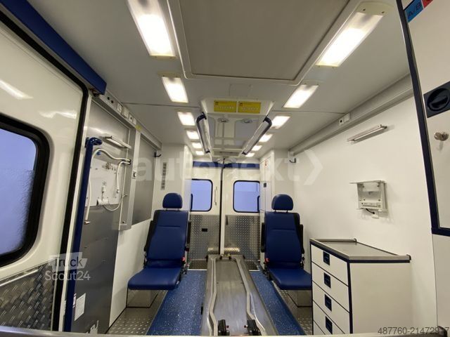 Brandweerwagen MERCEDES-BENZ Sprinter 518 V6 CDI RTW *TOP ZUSTAND*