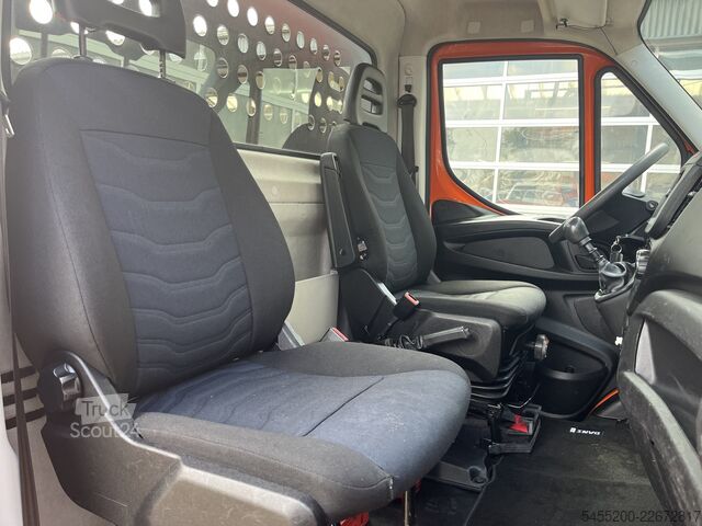 Plataforma de carga Iveco Daily 35C14 2.3 375 Laadklep 500kg Trekhaak 350...