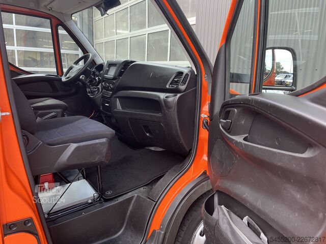 Plataforma de carga Iveco Daily 35C14 2.3 375 Laadklep 500kg Trekhaak 350...