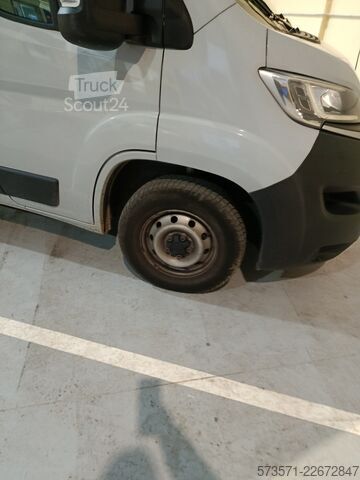 Autorulotă Fiat Ducato Weinsberg Carabus 2023 | Manual | Techo elevable