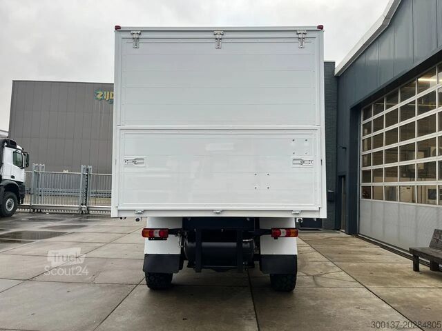 Camion de service Mercedes-Benz Atego 1725 A 4x4 Mercedes-Benz Atego 1725 A 4x4 Service Truck