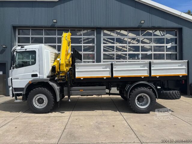 Vrachtwagen met kraan Mercedes-Benz Atego Atego 1725 4x4 Flatbed with Hyva HB120 Crane