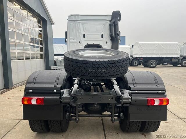 Standaard-SZM Mercedes-Benz Actros 2045 S 4x2 Tractor Head
