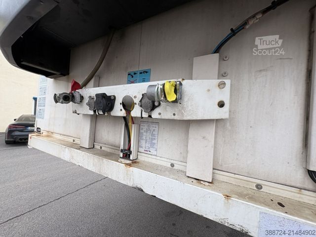 Chladírenský návěs SCHMITZ CARGOBULL SCB S3B*Carrier*Palettenkasten*Lift*Doppelstock*