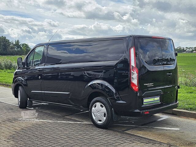 Bestelauto FORD TRANSIT CUSTOM 2.0 L2H1 Navi AC Euro6