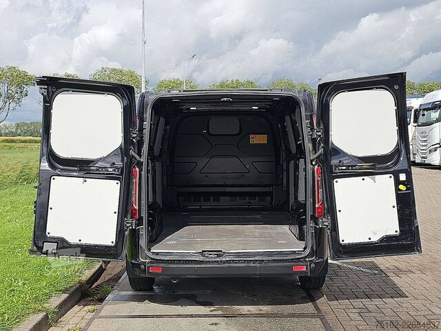 Bestelauto FORD TRANSIT CUSTOM 2.0 L2H1 Navi AC Euro6