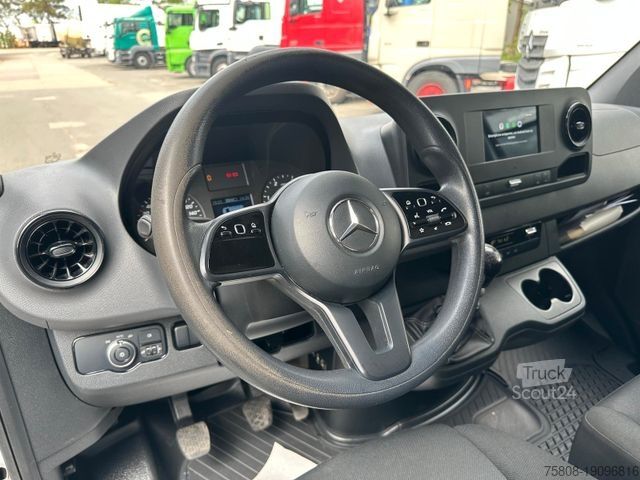 Transportador con plataforma y toldo MERCEDES-BENZ Sprinter 316CDI E6D Pritche LBW 750KG Klima
