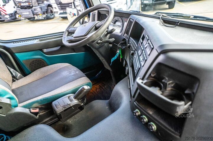 Standaard-SZM VOLVO FMX 420+KIPHYDR.