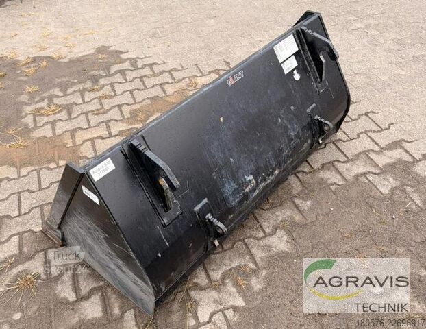 Traktor Giant ERDBAUSCHAUFEL 1.400 MM