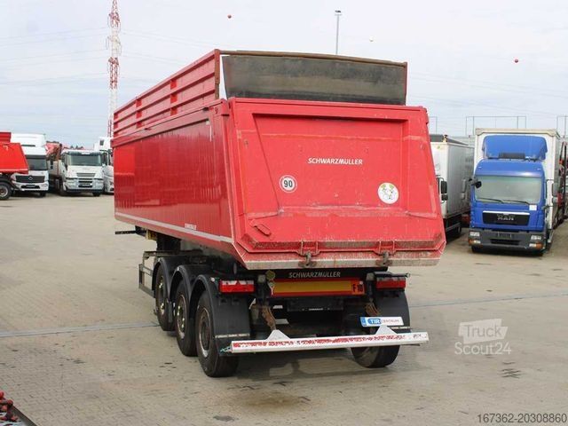 Landbouwmachine  KIS 3/E, 2X LIFTING AXLE, SAF, 46m³
