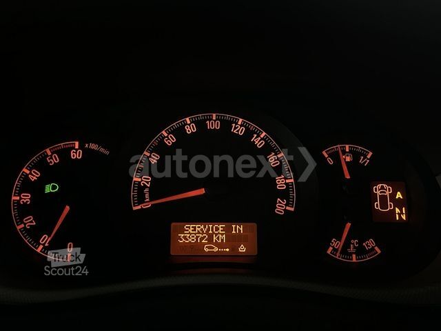 Mikroautobusas OPEL Movano Automatik *Selbstfahrer* Rollstuhl-Lift (