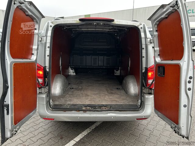 Fourgon tôlé Mercedes-Benz Vito 114 CDI Lang / Leder / Navi / Camera / APK...
