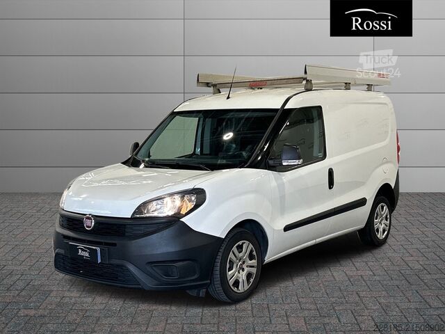 Furgoneta FIAT Doblo Cargo 2019 - Doblo cargo 1.6 mjt 90cv CH1 Lounge S&S