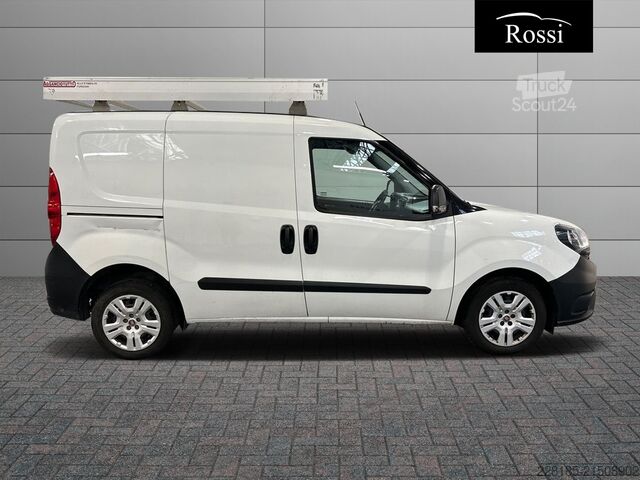 Furgoneta FIAT Doblo Cargo 2019 - Doblo cargo 1.6 mjt 90cv CH1 Lounge S&S