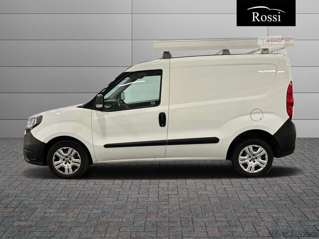 Furgoneta FIAT Doblo Cargo 2019 - Doblo cargo 1.6 mjt 90cv CH1 Lounge S&S