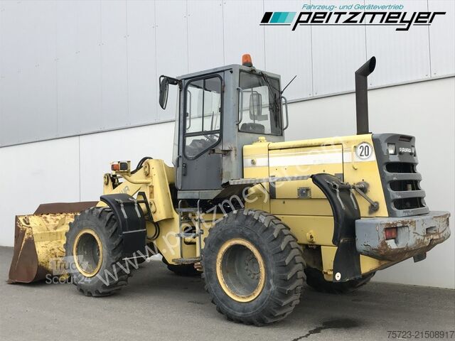 Φορτωτής με ελαστικά Furukawa Radlader 325