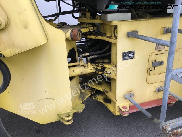 Φορτωτής με ελαστικά Furukawa Radlader 325