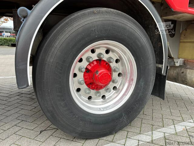 Släp för löpande band Floor FLZO-15  58m3 Lenkachse Liftachse Alcoa NL TUV ...