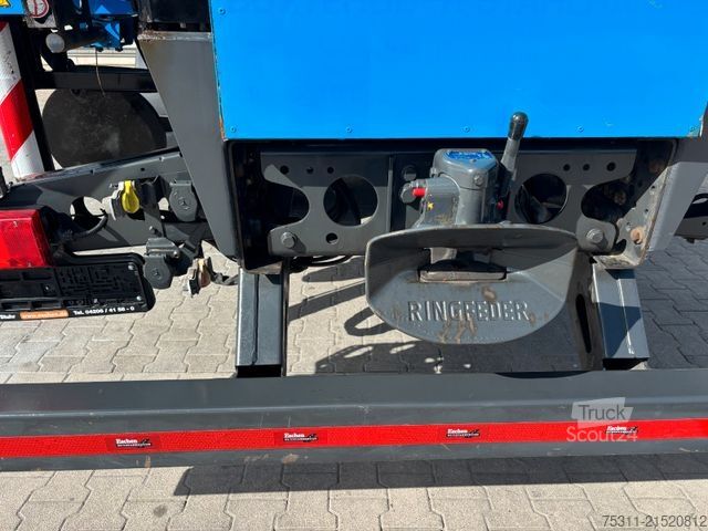 Ciężarówka z płaską platformą MERCEDES-BENZ Arocs 1830 I Atlas 120.2 Faltkran*Funk*UVV2026