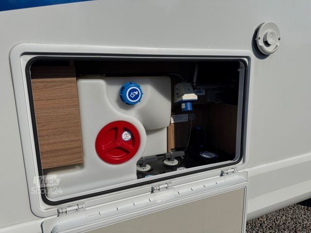 Polintegriran avtodom KNAUS L!VE TI 700 MEG Automatik/Markise/SAT/TV/NaviRFK