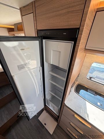 Polintegriran avtodom KNAUS L!VE TI 700 MEG Automatik/Markise/SAT/TV/NaviRFK