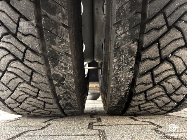 Standardní tahač DAF XG 480 FT Low Deck, Retarder, Standklima