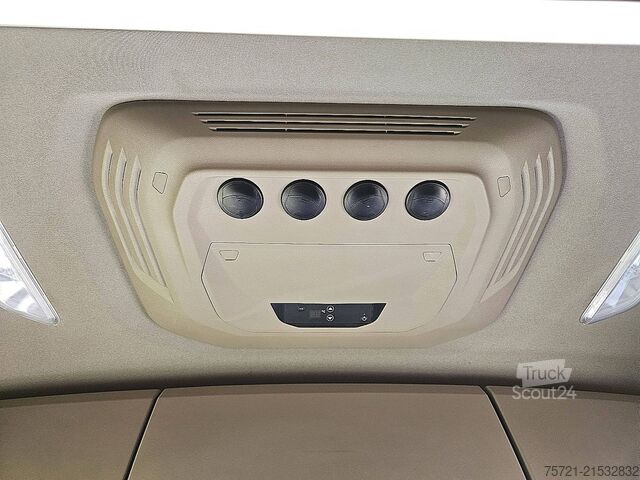 Standard-SZM DAF XF 530 NGD