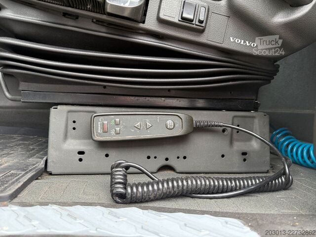 Standardní tahač VOLVO 650 6x4 EURO 6 Sattelzugmaschine