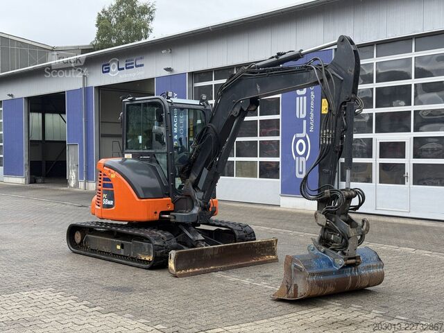 Kettenbagger KOMATSU PC58MR-5E0 Tiltrotator OQ45-5 / 2.336 h