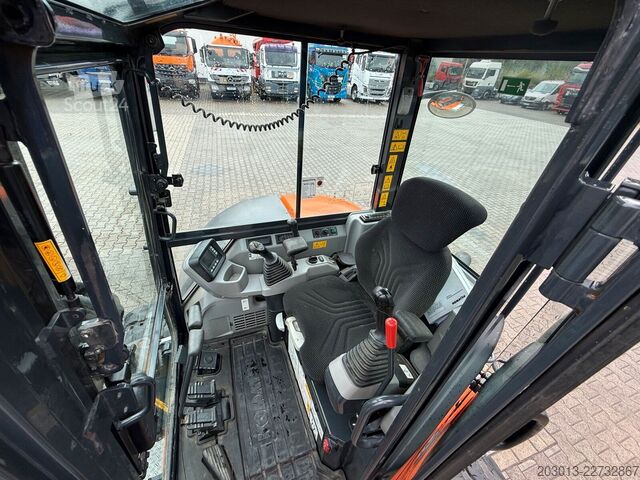 Kettenbagger KOMATSU PC58MR-5E0 Tiltrotator OQ45-5 / 2.336 h