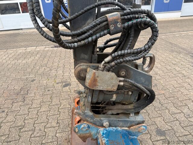Kettenbagger KOMATSU PC58MR-5E0 Tiltrotator OQ45-5 / 2.336 h