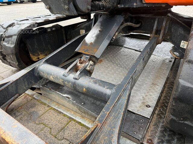 Kettenbagger KOMATSU PC58MR-5E0 Tiltrotator OQ45-5 / 2.336 h