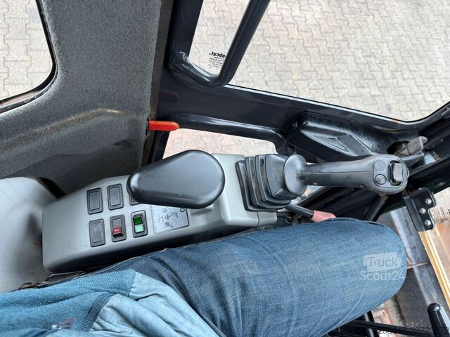 Ķēžu ekskavators BOBCAT E55 Tiltrotator / 5.100 h