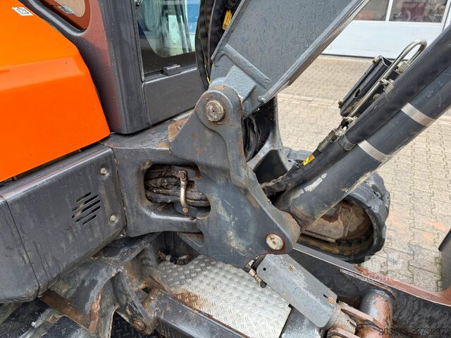 Ķēžu ekskavators BOBCAT E55 Tiltrotator / 5.100 h