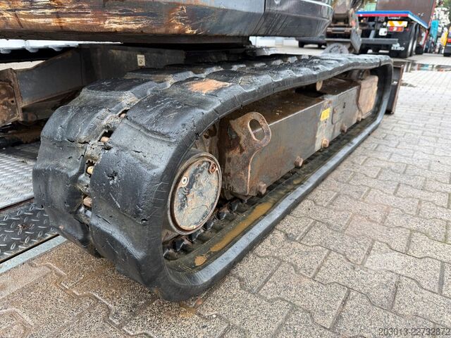 Ķēžu ekskavators BOBCAT E55 Tiltrotator / 5.100 h