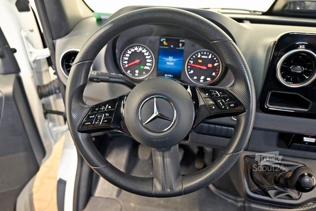 Hög tak skåpbil MERCEDES-BENZ Sprinter 317 CDI/43 PRO Maxi A/C AHK 3,5to #T444