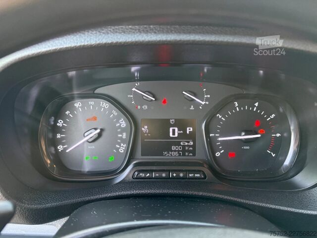 Dodávka s dvojitou kabínou Opel Vivaro AUT. Carplay Camera NL Auto