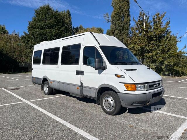 Trasporto persone IVECO Daily