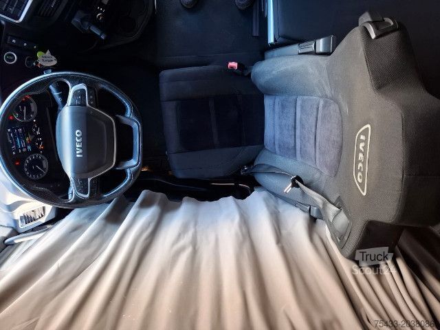 Standart çekici ünitesi IVECO S-WAY AS440S48T/P