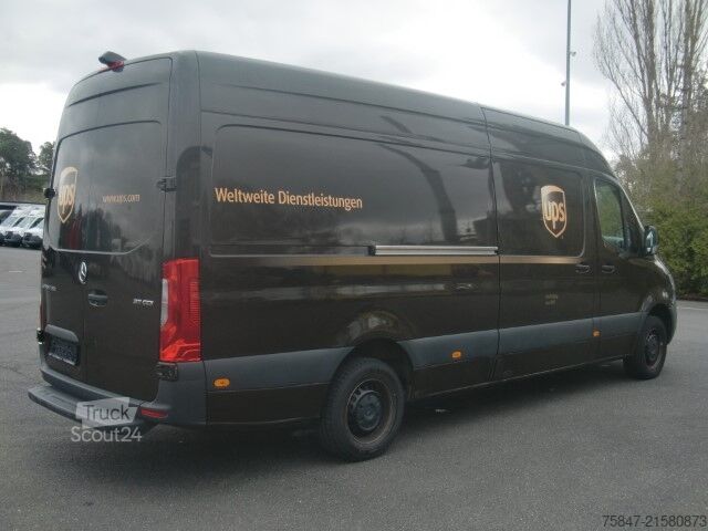 Dodávka s vysokou strechou Mercedes-Benz Sprinter 311 CDI L3H2