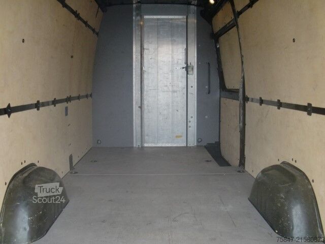 Dodávka s vysokou strechou Mercedes-Benz Sprinter 311 CDI L3H2