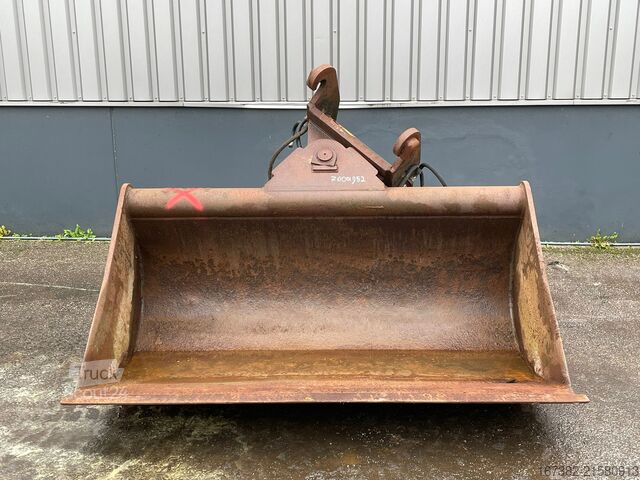 Bagger  Tilting bucket CW40