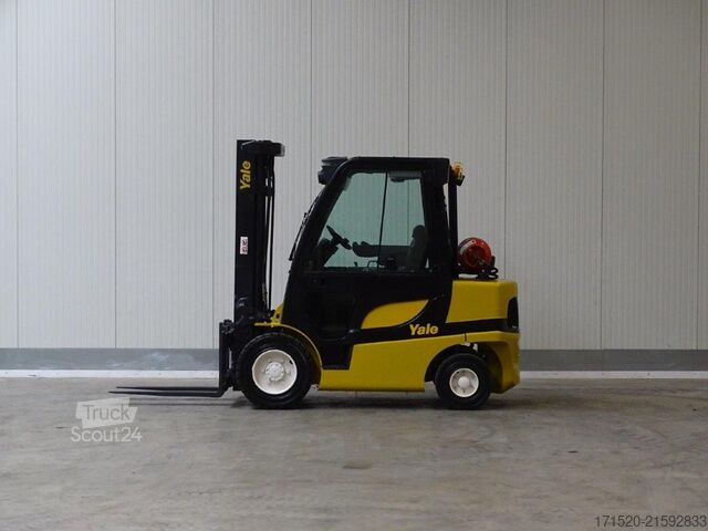 Priekšējās iekrāvēja autoiekrāvējs Yale GLP30VX