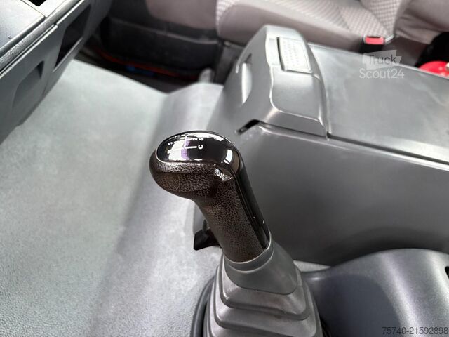 Kranwagen MAN TGM  +4x4 + HMF 1460 + euro4