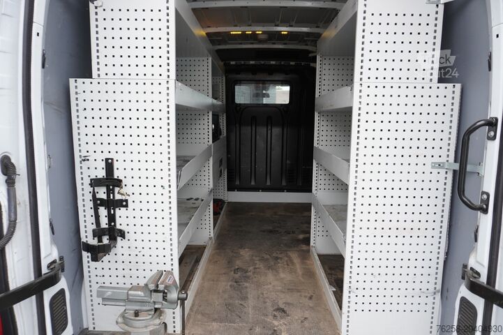 Bestelbus Renault Master 2.3 dCi 135PK L2H2 EURO 6 - Airco - Crui...